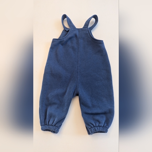 Old Navy Two Piece 3-6 months blue Flannel and overalls - Picture 8 of 8